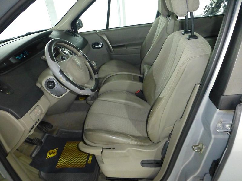 Renault Scénic (2003) 1,6 16V-83KW**DIGI**ALU**TAŽNÉ - fotka 11 z 27