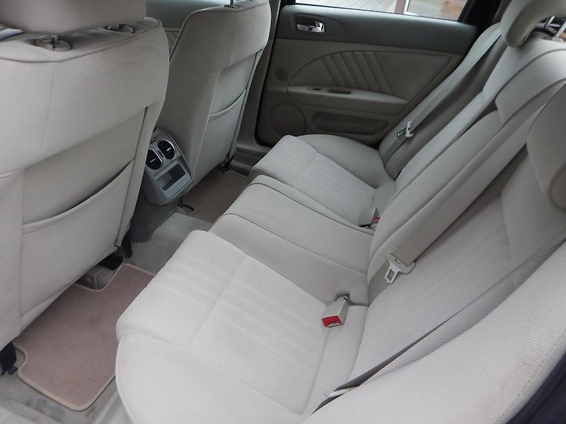 Alfa Romeo 159 1.9 Jtd 110 kw - fotka 8 z 13