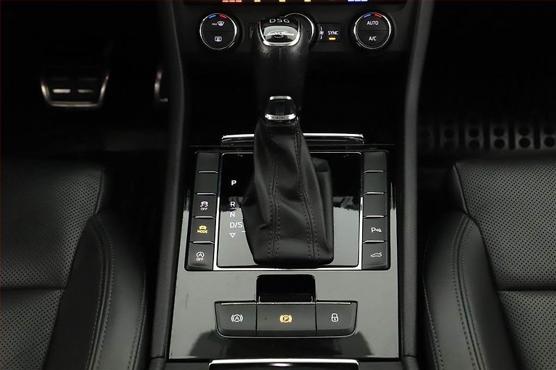 Renault Koleos (2017) 2.0 dCi, 4X4, ČR,1.maj, Kůže - fotka 10 z 20