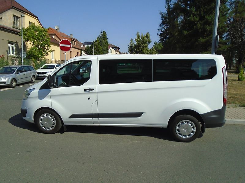 Ford Transit Custom (2016) 2.0 TDCi L2H1 Klima - fotka 8 z 32
