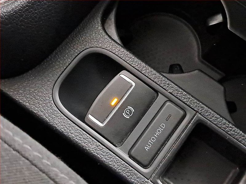 Volkswagen Sharan (2012) 2.0 TDI, 7 míst, Serv.kniha - fotka 16 z 22