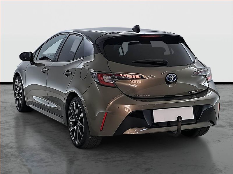 Toyota Corolla (2021) 1.8 Hybrid - fotka 4 z 17