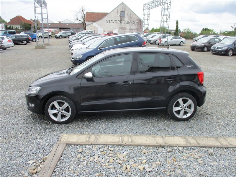 Volkswagen Polo 1,4 i 16v,klima,xenon,rozvody, - fotka 4 z 22