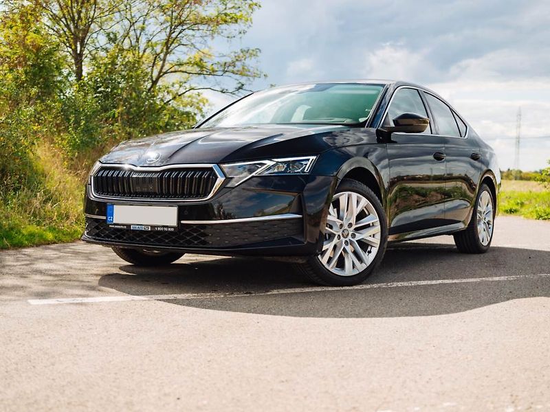 Škoda Octavia (2025) 2.0 TSI, EXCLUSIVE SELECTION - fotografie inzerátu