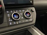 Land Rover Defender (2026) 90 V8 EDITION P525 AWD AUT - náhled 28