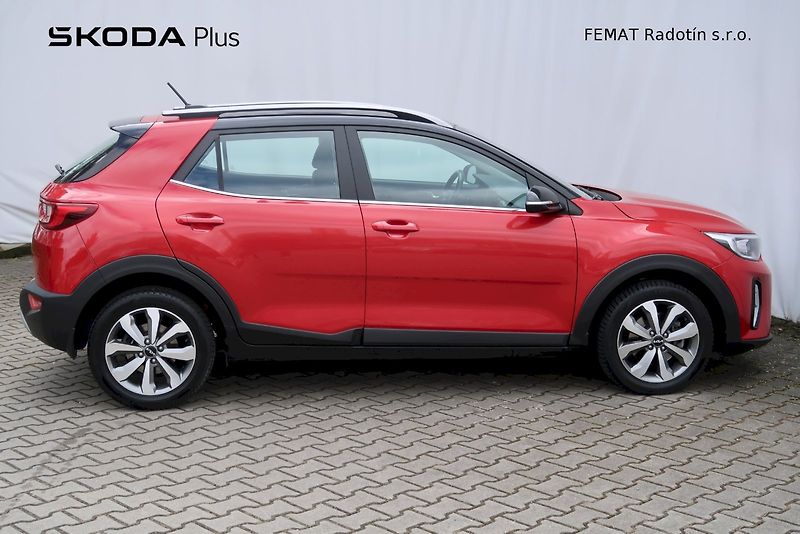 Kia Stonic (2023) Exclusive 1,0 T-GDI DCT7 74kW - fotka 23 z 31
