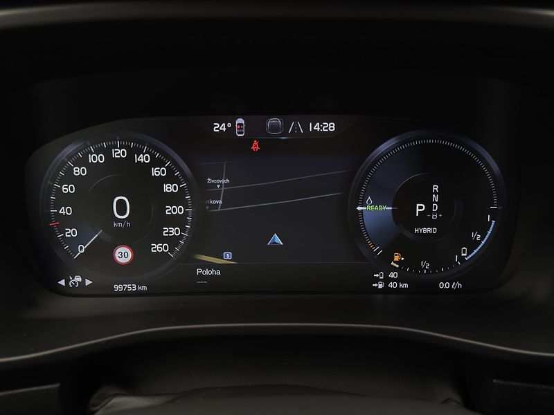 Volvo XC40 T4 RECHARGE ULTIMATE AUT - fotka 16 z 51