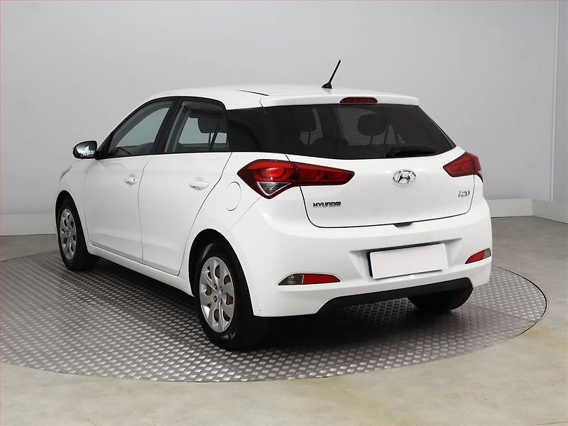 Hyundai i20 (2017) 1.2, ČR,1.maj, Serv.kniha - fotka 4 z 12