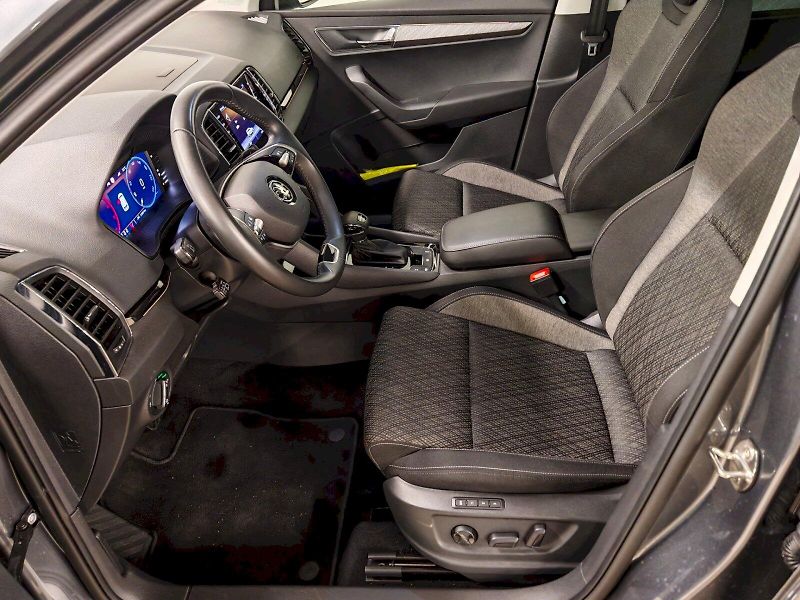 Škoda Karoq (2024) 2.0 TDI 110 kW DSG 4x4 Top Sel - fotka 22 z 32