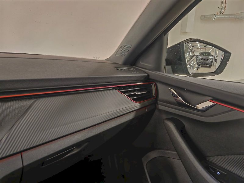 Škoda Scala (2025) 1.0 TSI 85 kW Monte Carlo - fotka 6 z 27