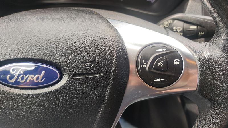 Ford Tourneo Connect (2020) 1,5 EcoBlue 88kW CZ DPH - fotka 9 z 30
