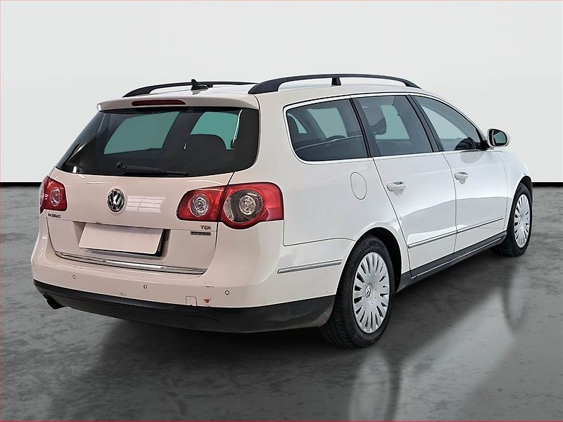 Volkswagen Passat (2010) 1.6 TDI, Serv.kniha, nová STK - fotka 5 z 18