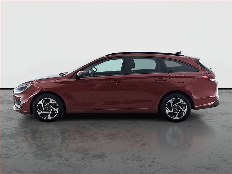 Hyundai i30 (2024) Family Smart 1.0 T-GDI - fotka 3 z 20