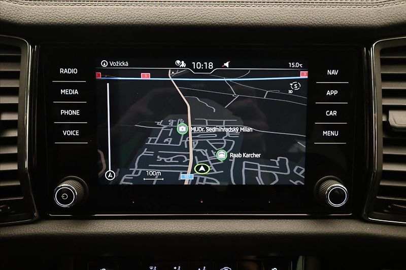 Škoda Kodiaq 2,0 TDI 110kW DSG Ambition 7mí - fotka 21 z 31