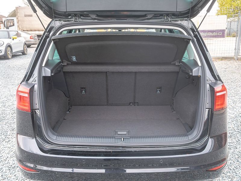 Volkswagen Golf Sportsvan (2017) 1.4TSI 110KW DSG – NAVI - fotka 45 z 50