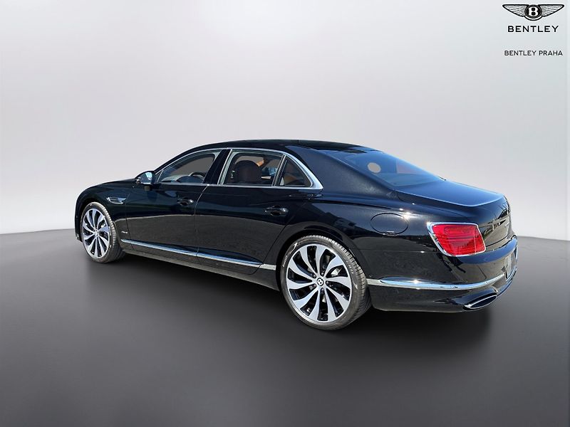 Bentley Flying Spur Azure - fotka 2 z 13