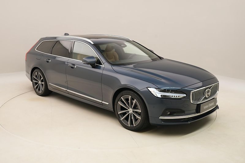 Volvo V90 B4 BRIGHT PLUS AUT REZERVACE - fotka 17 z 48