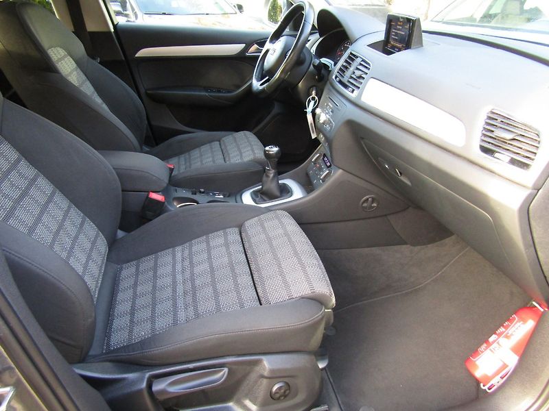 Audi Q3 (2016) 1.4 TFSI 110kW - fotka 30 z 44