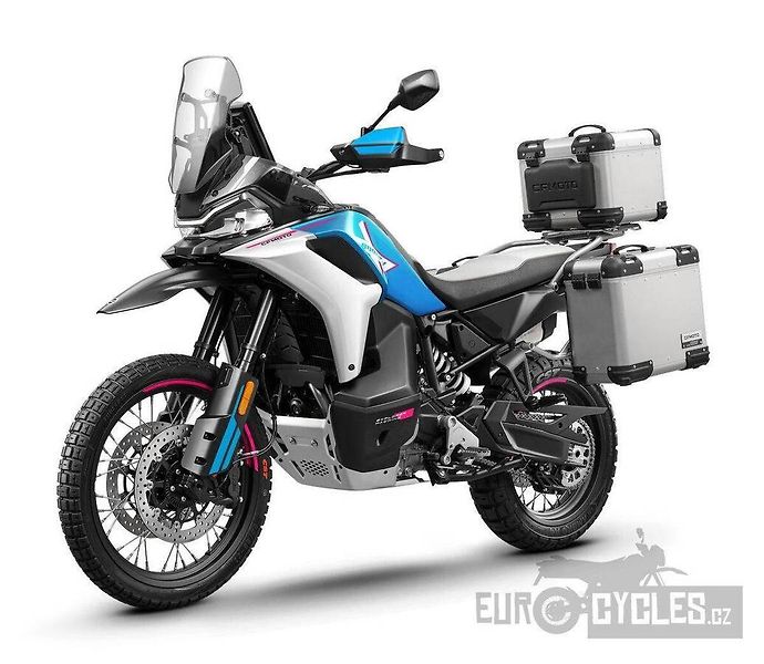 CFMOTO 800 MT (2026) X Akce - fotka 6 z 20