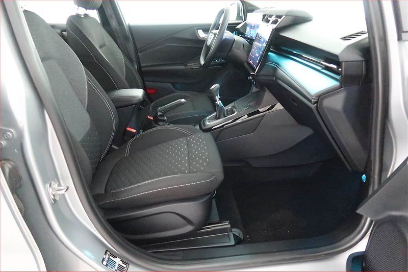 Ford Puma (2024) Titanium 1.0 EcoBoost mHEV - fotka 9 z 19