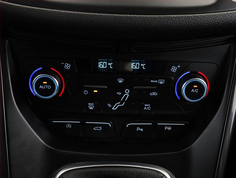 Ford Grand C-MAX (2017) 2.0 TDCi, 7 míst, Navi - fotka 12 z 20