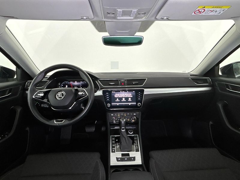 Škoda Superb Ambition DSG - fotka 5 z 28