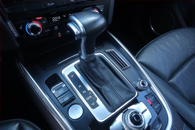 Audi Q5 (2014) 2.0 TFSI, 4X4, Automat, Kůže - fotka 13 z 26
