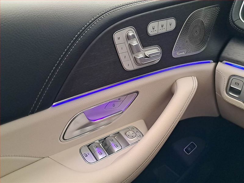 Mercedes-Benz GLS (2022) 450 4MATIC - fotka 26 z 27