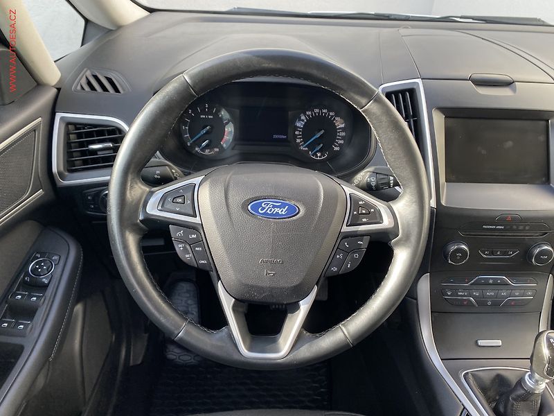 Ford S-MAX (2016) 2.0 TDCi, AC, tempo - fotka 11 z 18