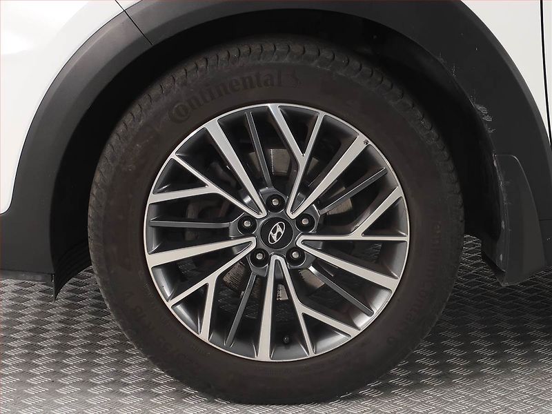 Hyundai Tucson (2019) Style 1.6 T-GDI - fotka 15 z 19