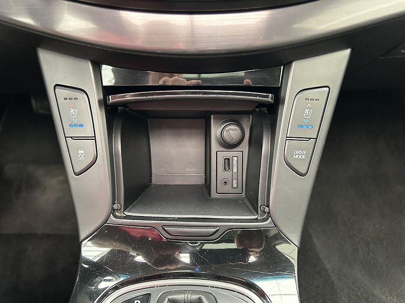 Hyundai i40 2.0 GDI Experience - fotka 20 z 28