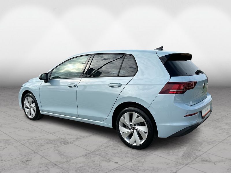 Volkswagen Golf Life 1.5 TSI 110kw M6 - fotka 4 z 22