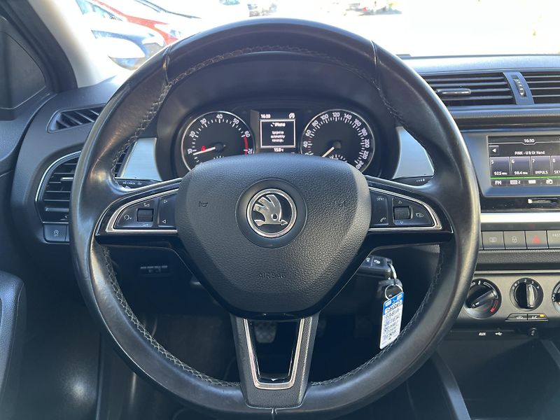Škoda Fabia 1.2TSi 81kw KLIMA TEMPOMAT ALU - fotka 15 z 40
