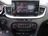Kia Ceed (2021) Gold 1.5 T-GDI, Serv.kniha - náhled 12