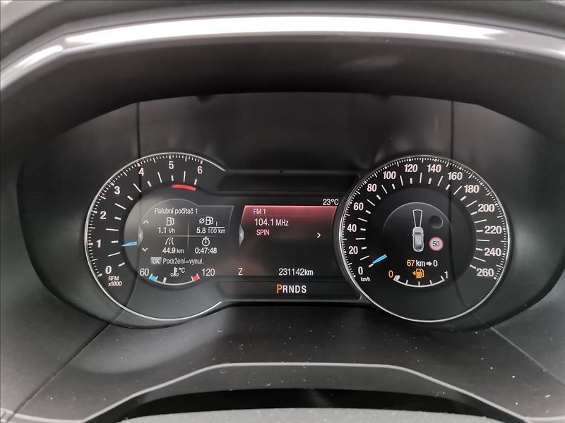 Ford S-MAX 2,0 TDCi 132kW Titanium 7-míst - fotka 18 z 18