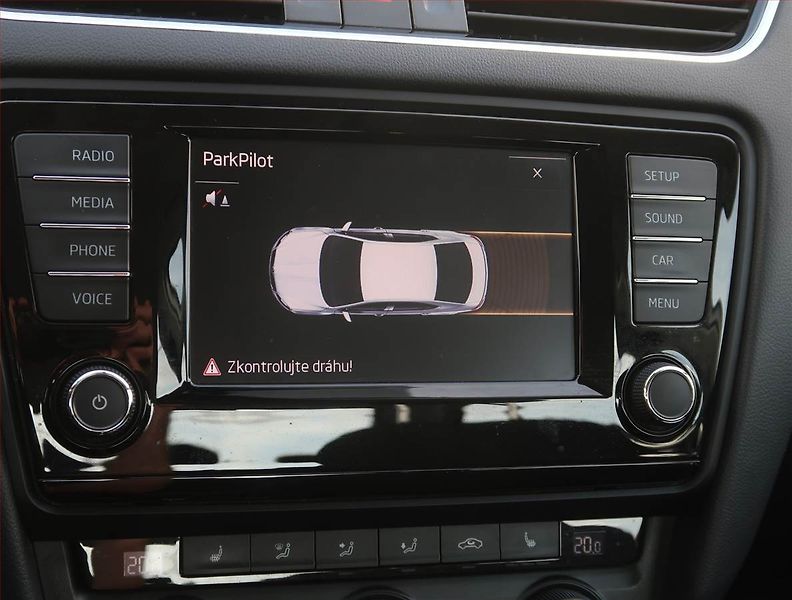 Škoda Octavia (2016) Style 1.6 TDI, Tempomat - fotka 18 z 22