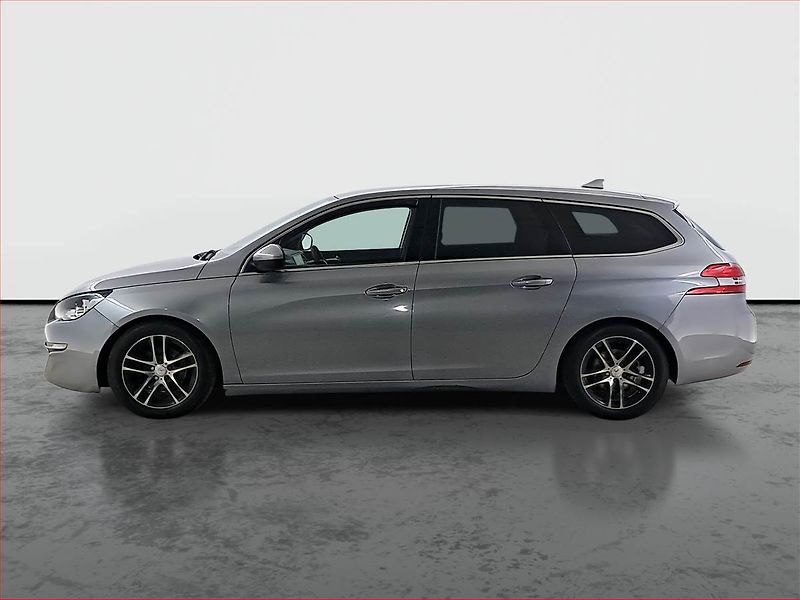 Peugeot 308 (2015) 1.6 BlueHDi, Tempomat - fotka 3 z 21
