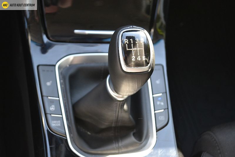 Hyundai i30 WG FL 1,5 T-GDI MT Style - fotka 22 z 47