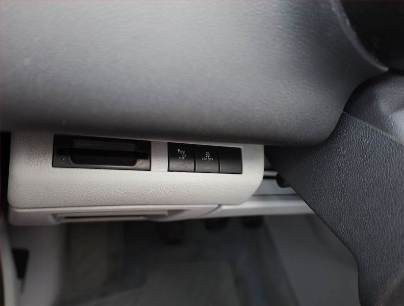 Peugeot 3008 (2010) 2.0 HDi, Tempomat - fotka 12 z 15