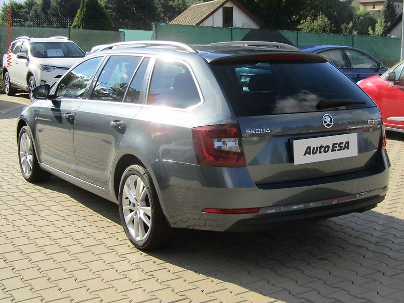 Škoda Octavia (2019) 1.6TDi, Style, DSG - fotka 6 z 17