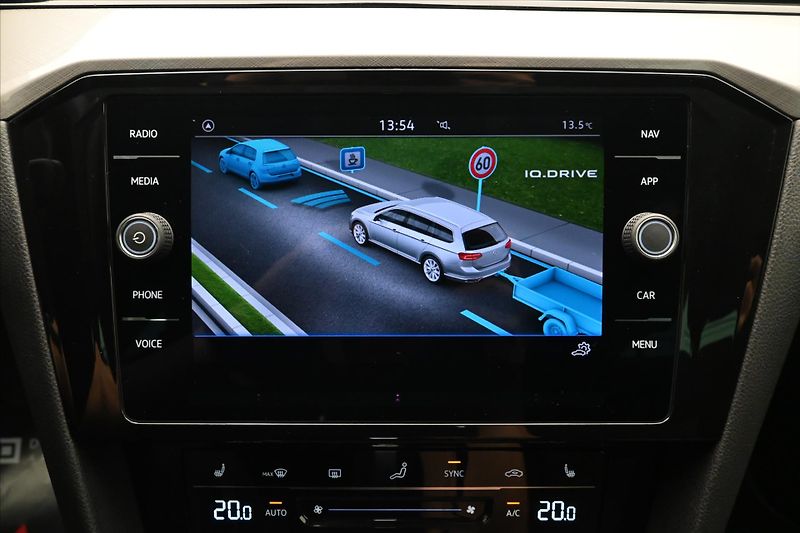 Volkswagen Passat 2,0 TDI 110kW DSG Business Zár - fotka 19 z 32