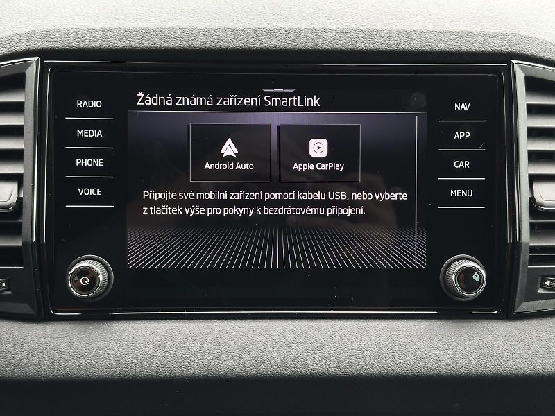 Škoda Karoq 1.5TSi DSG 150PS LED V.Cockpit - fotka 22 z 38