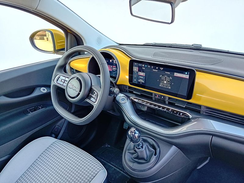 Fiat 500 (2026) BENZÍN 65k TORINO 8 ZÁR/IHNED/ - fotka 11 z 18