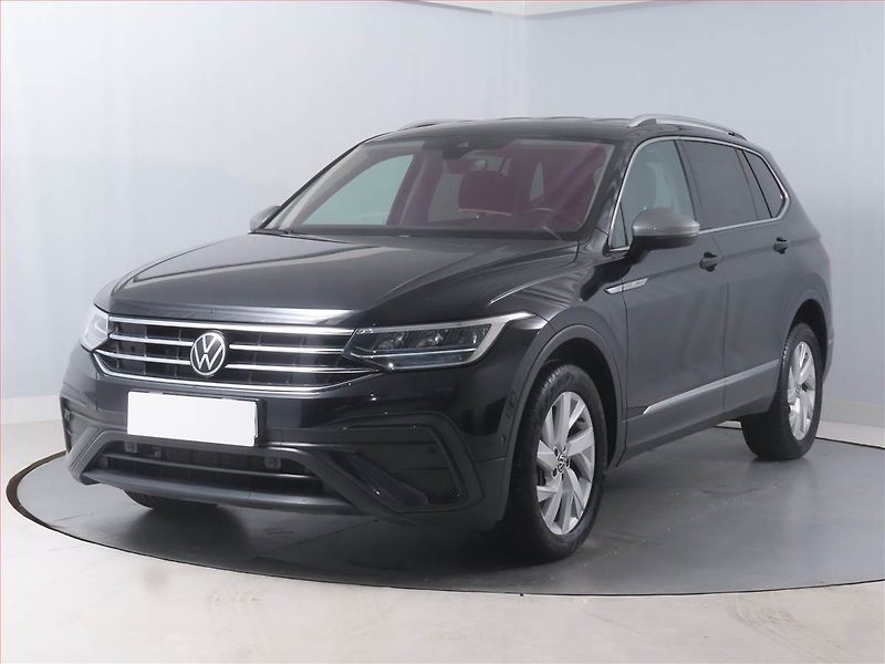 Volkswagen Tiguan Allspace (2022) 2.0 TDI - fotka 2 z 34