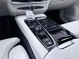 Volvo V90 T8 AWD ULTRA *VZDUCH* + kola - náhled 24