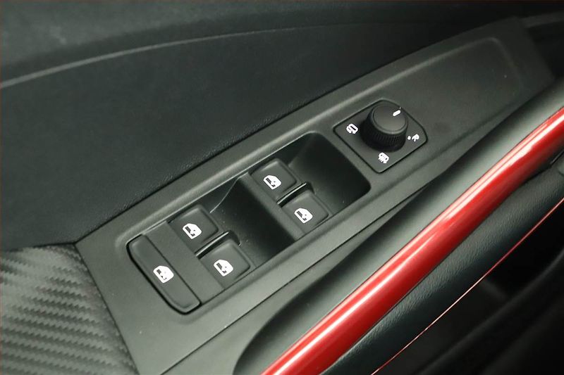 Škoda Fabia (2026) 1.0 TSI, Monte Carlo, FullLed - fotka 12 z 16