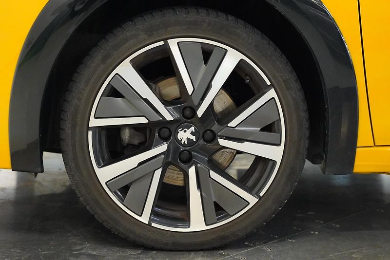Peugeot 208 - fotka 10 z 29