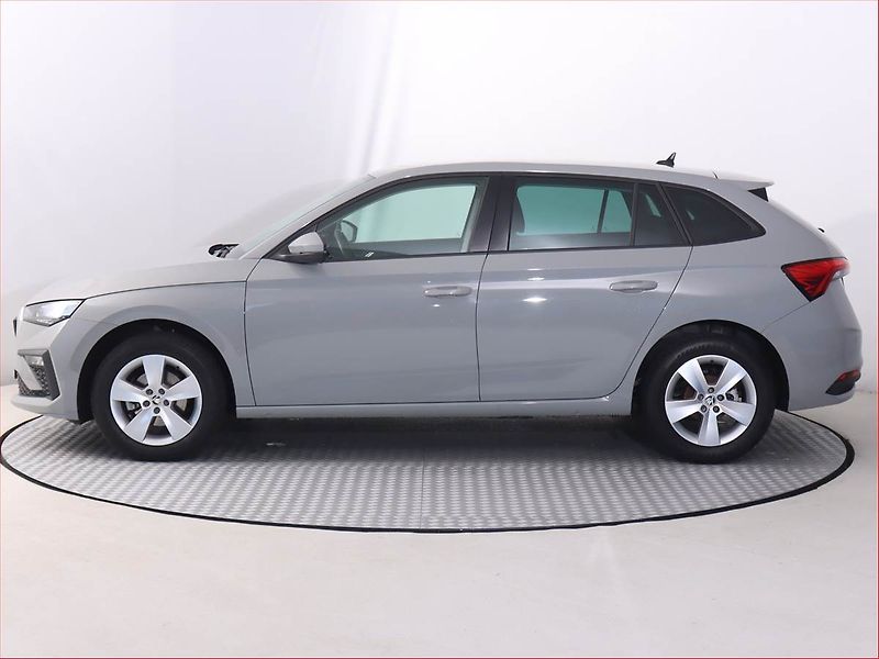 Škoda Scala (2024) 1.0 TSI - fotka 3 z 19