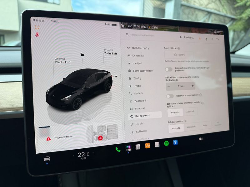 Tesla Model Y Long Range AWD Tažné / záruka - fotka 23 z 40