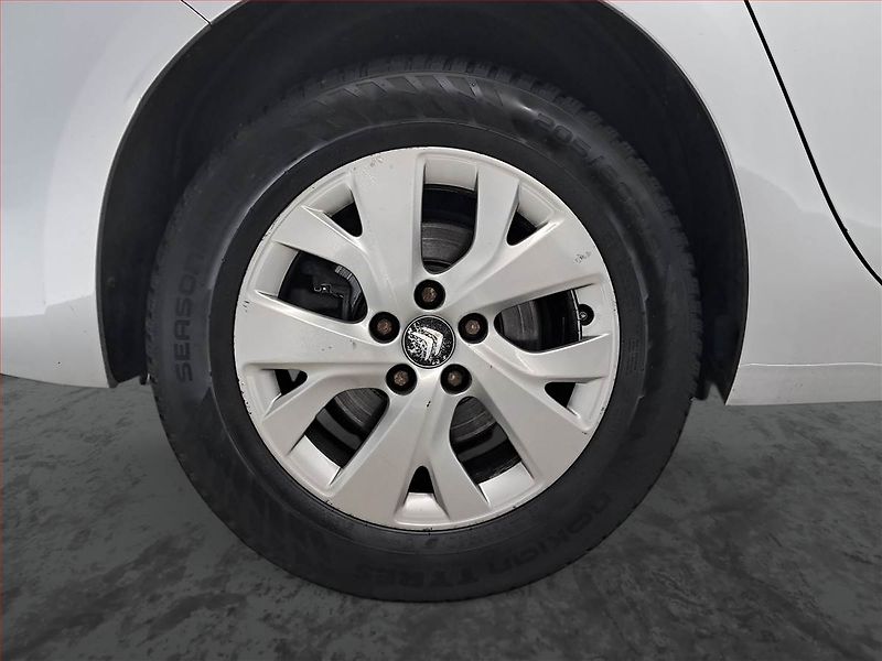 Citroën C4 Picasso (2014) 2.0 HDI, Automat, 7 míst, Kůže - fotka 15 z 21